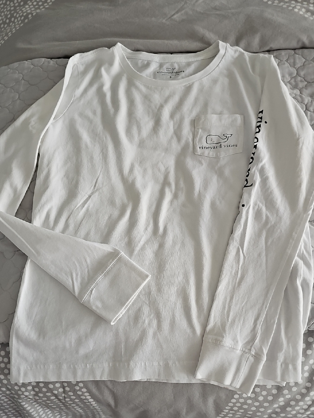 Vineyard Vines White Long Sleeve Pocket Shirt with Logo Sleeve Sz S Kids